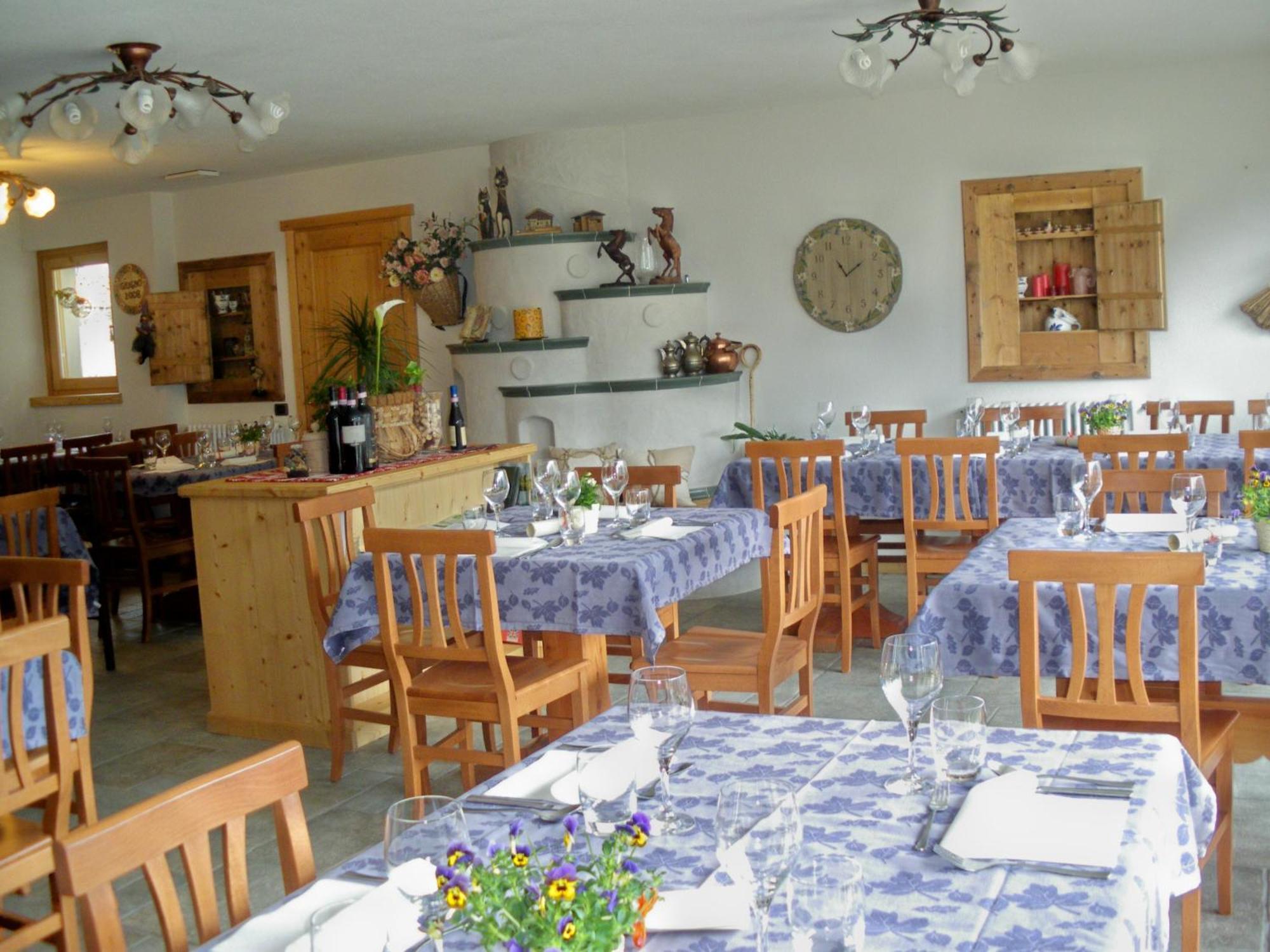 איזולצ'יה Agriturismo Raethia מראה חיצוני תמונה